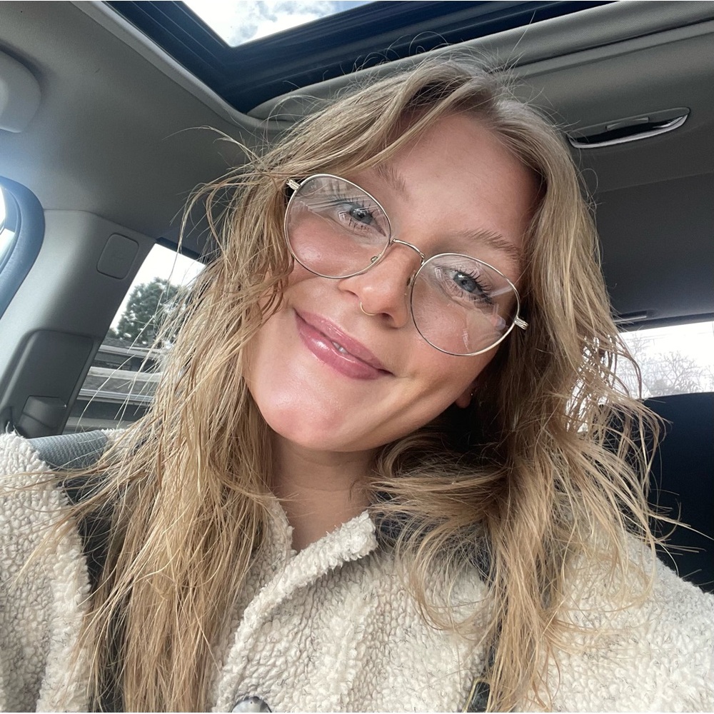 Meet your Posher, Jamie